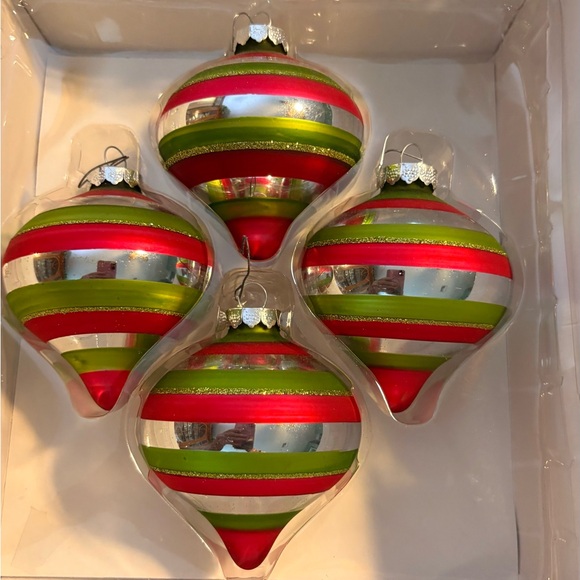 Classic Tidings 4 Count Glass Ornaments And Be Merry 4 Count Glass Ornaments - Picture 4 of 4